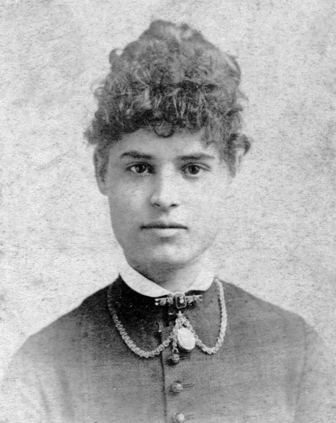 Sadie-Allen---young-web1